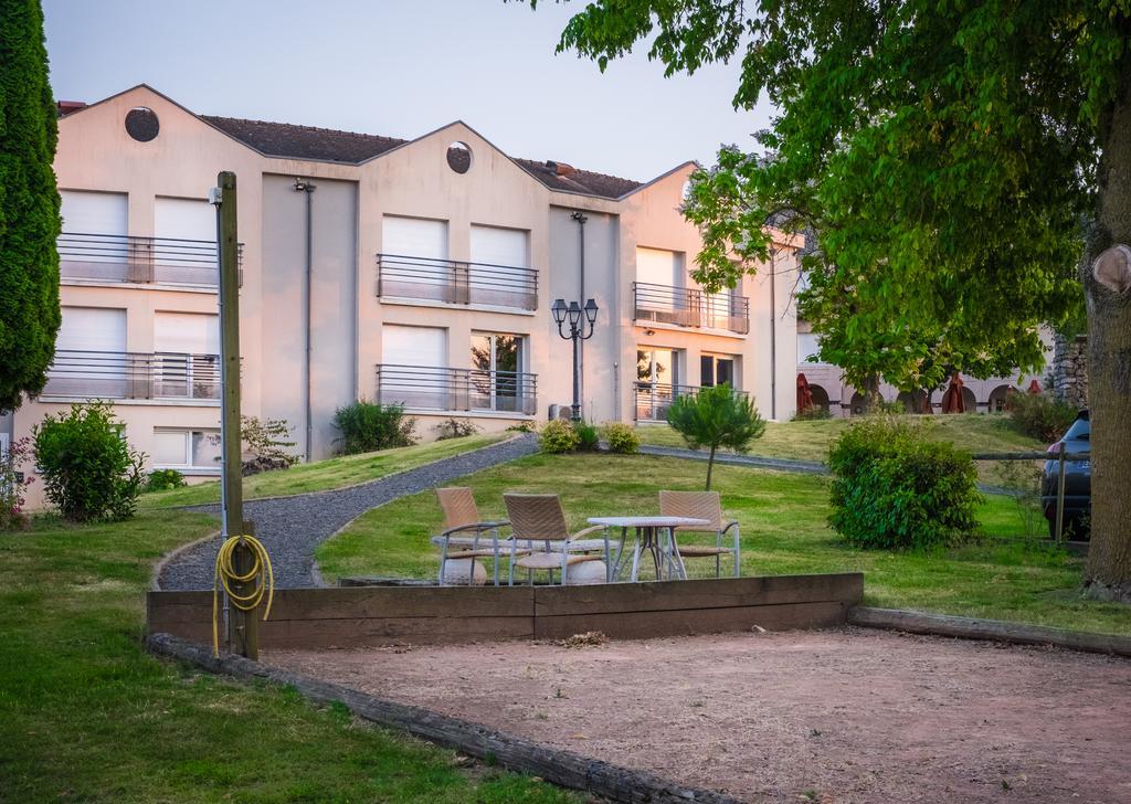 Logis L'Ermitage Hotel & Restaurant Saulges 외부 사진